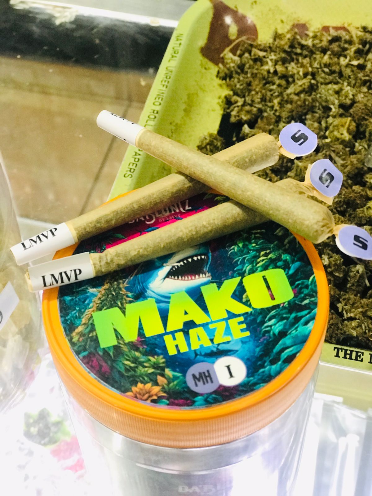 Pre-Roll                                                 Mako Haze Strain